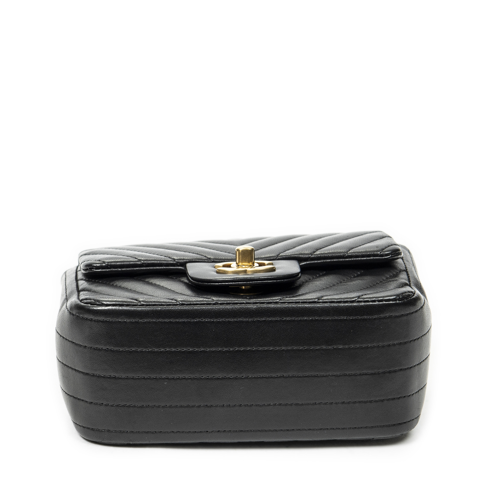 Chanel Mini Classic Square Flap - Picture 6 of 11